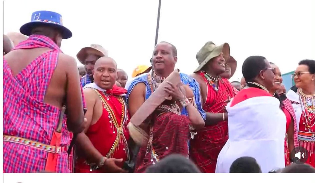 Salaojonathan's tweet photo. Did we as maasai celebrate a lie, on Amboseli
@joelenku
@ledamalekina 
@OleNtutuK 
@EnoleTonkei 
@MpNtutukitilai 
@metito_katoo https://t.co/s66OOtXfGG