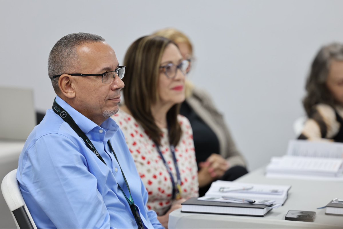 cfsepr's tweet photo. Durante el taller se abordan temas relacionados con la emisión y reliquidación de primas, determinación del estatus patronal, responsabilidad fiscal intervención de nóminas, legislación, normativa y jurisprudencia y la diferencia entre un contratista independiente y un empleado. https://t.co/NzgtuHnt23