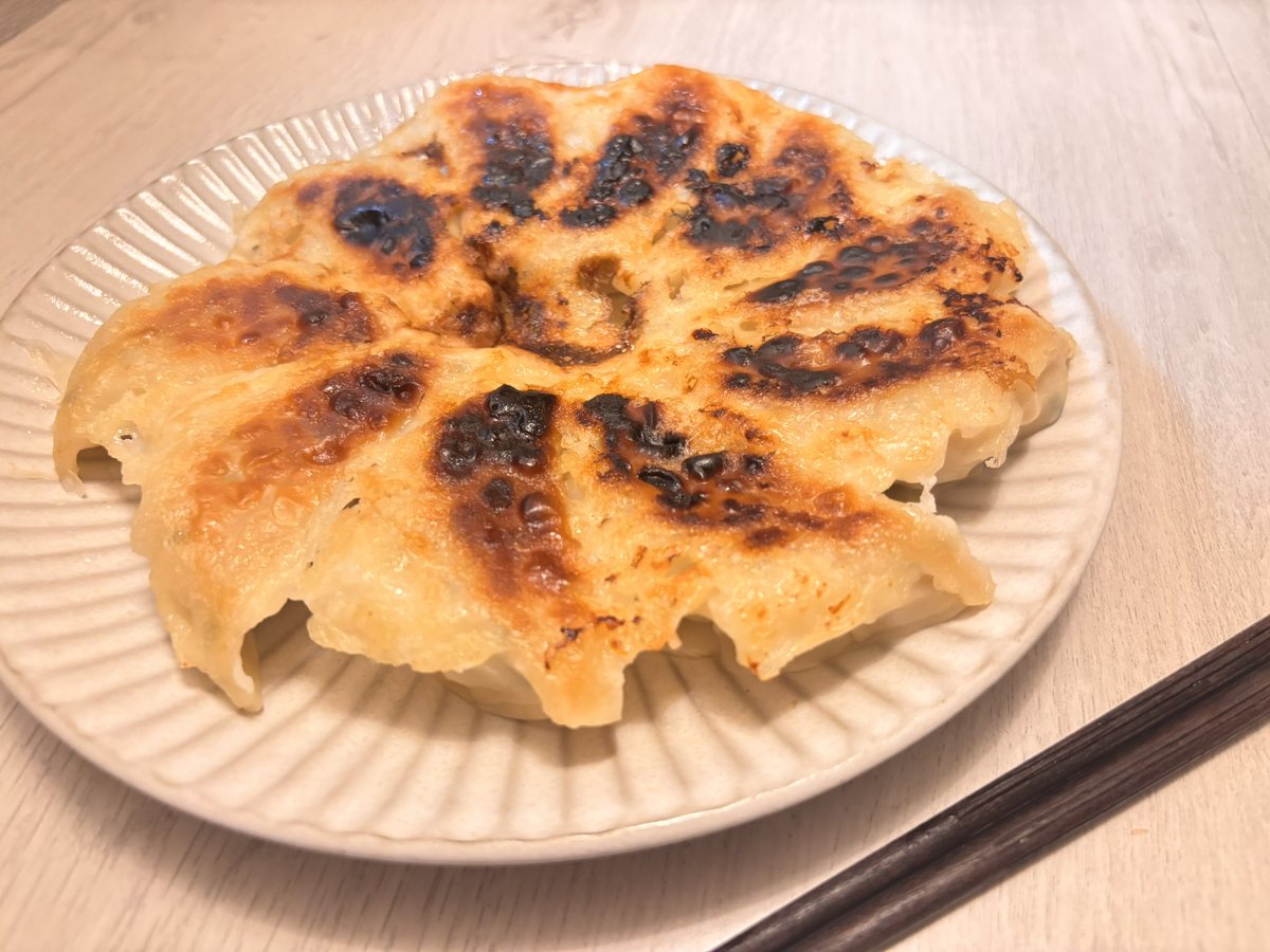 s_cyber_shunya's tweet photo. ⑤天ぷら
⑥ハンバーグ
⑦餃子
⑧ペペロンチーノ https://t.co/VzAllvNAgz