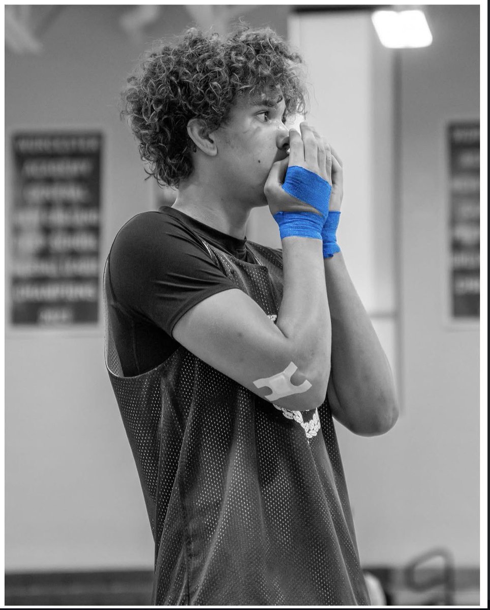 jakelieberman2's tweet photo. '27 6'7 Kai Johnson ot of Worcester Academy (MA) &amp; URBAN DFW Elite holds an offer from UMass. Garnering interest from several other programs.

Great size, verstaililty, and upside. 

Will be playing at GASO in Duncanville &amp; PUMA Bryan for next two live periods. https://t.co/OcoE0aKl5R