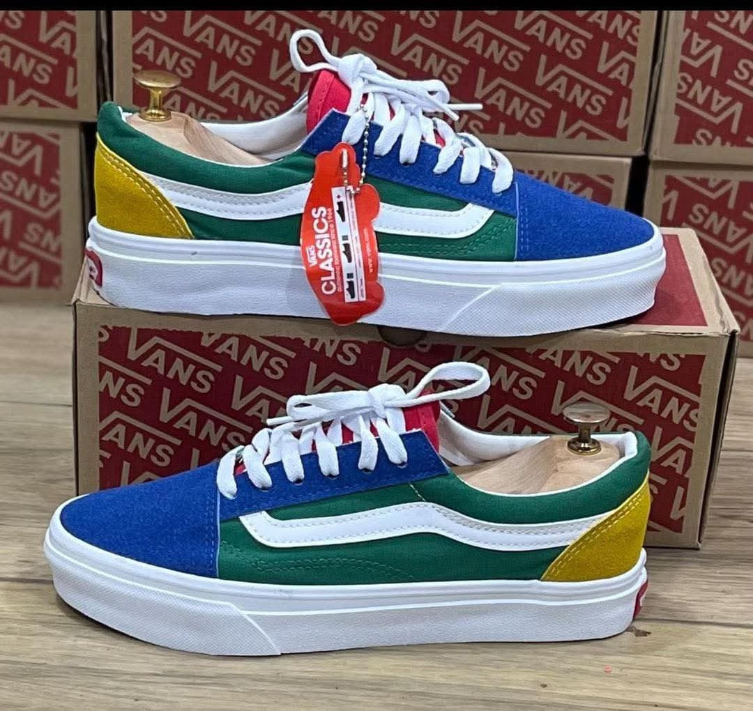 TrigJok's tweet photo. Skaters vans 
Size 36-45 
Price ksh 2500
Delivery done across all counties,pay upon delivery within Nairobi https://t.co/i81EyitIe0