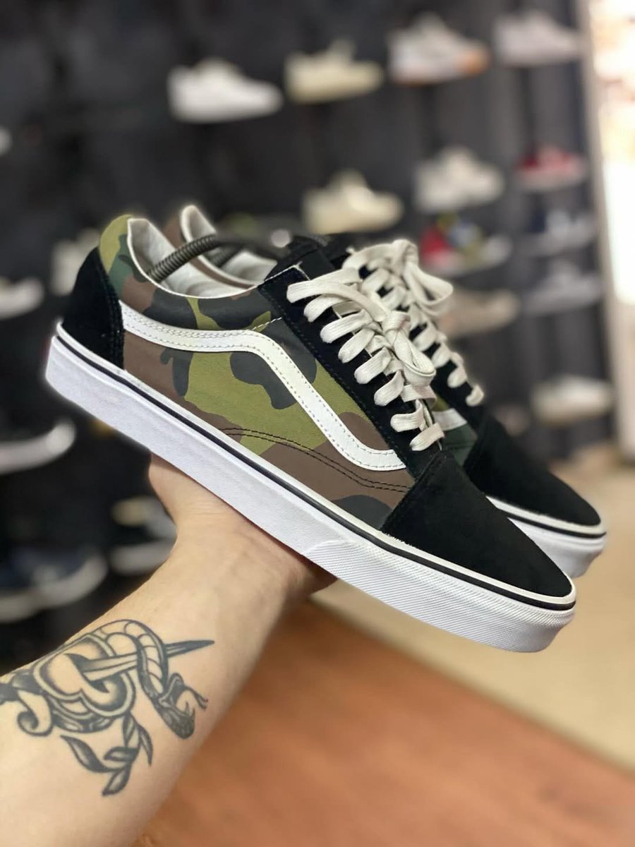TrigJok's tweet photo. Skaters vans 
Size 36-45 
Price ksh 2500
Delivery done across all counties,pay upon delivery within Nairobi https://t.co/i81EyitIe0