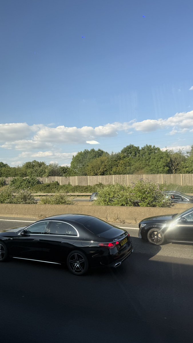 akargwal3244's tweet photo. What a view 
#windough
@nationalexpress https://t.co/8ROyNo7Egt