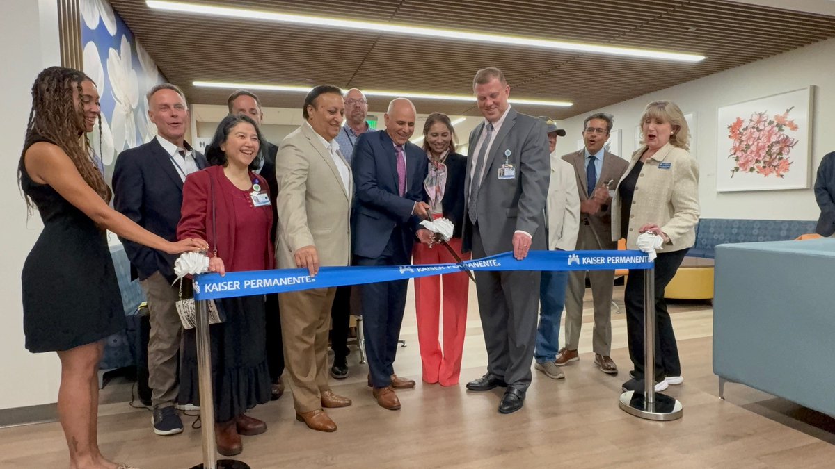 kpcentralvalley's tweet photo. This week we were excited to cut the ribbon on the new Kaiser Permanente School of Allied Health Sciences Central Valley campus in Lathrop, welcoming the first cohort of students studying to become mental health professionals and help meet the growing needs in our community! https://t.co/PHiiOaRlGT