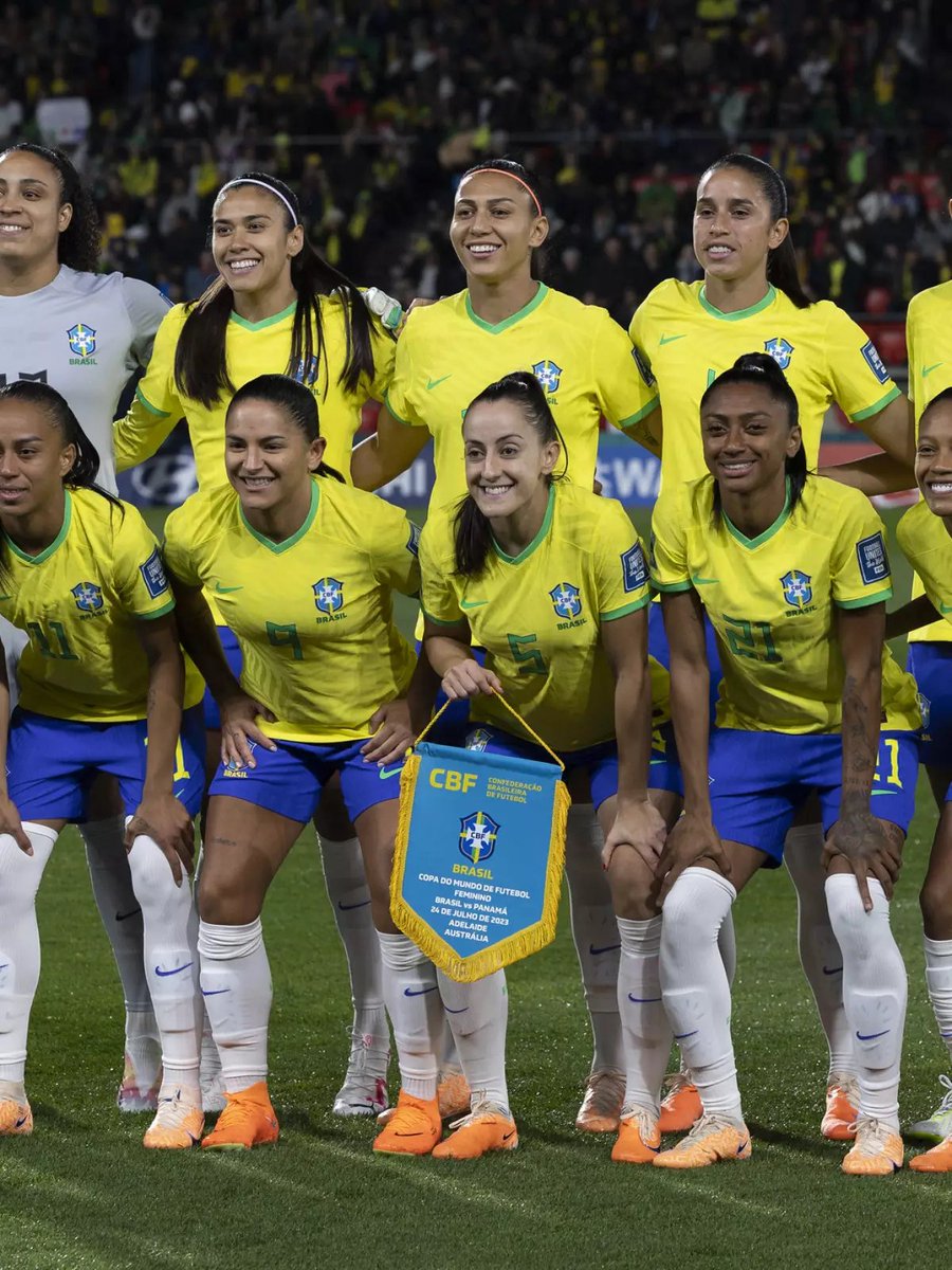 AcervoCharts's tweet photo. Nova lei obriga escolas e creches a conceder recesso durante a Copa do Mundo Feminina de 2027 no Brasil. https://t.co/J4g8unrsZk