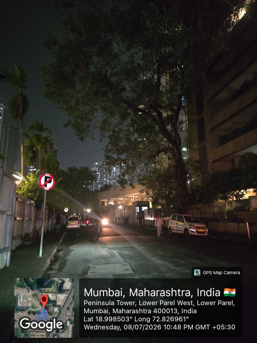 Pxwxnn's tweet photo. @mybmc @mybmcWardGS 
Street light near Peninsula Corporate Park, Shankar Rao Naram Path, Lower Parel - 400013 has not been working. Kindly look into the issue and resolve it at the earliest for public safety. https://t.co/owrDc2oEWj