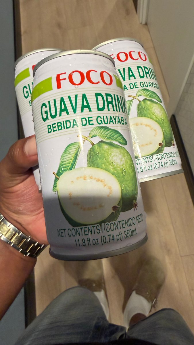 bkttlapa's tweet photo. Suco de guayaba, da fruta https://t.co/NroFU4WgrM