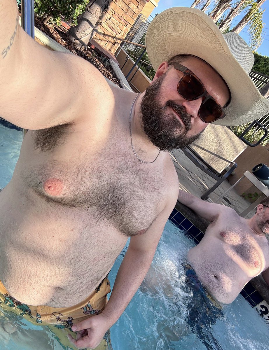 TallerThnUrDad's tweet photo. Just a fat chopped bitch #nofilter https://t.co/t2hvjI2ehD