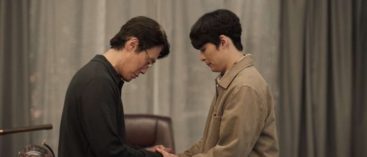 ChaYoungBeom's tweet photo. @SiYoungCha 

My dear uncle I promise I won’t leave you and I love you so much https://t.co/alLu0AvKKs