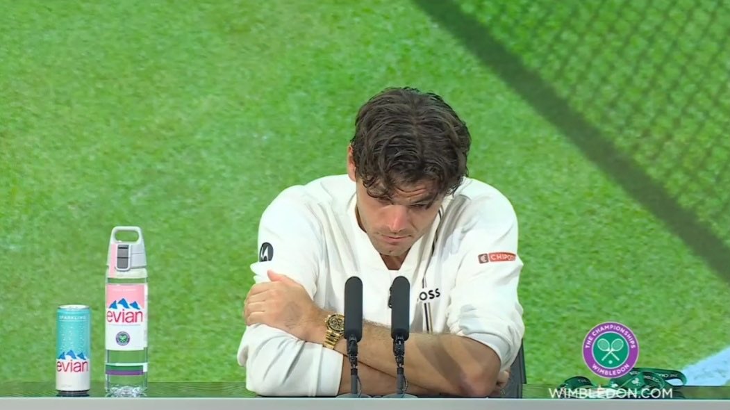 TheTennisLetter's tweet photo. Taylor Fritz says he felt knee pain in the 3rd game of the match against Zverev at Wimbledon, ‘I don’t know what kind of difference it would’ve made in the match. He’s gonna be extremely tough to beat…’

“I don’t really know what to say. I feel like 3 games in the match I just started feeling my knee, and I think I could’ve still probably played a lot better through the issue. But let me preface what I’m saying… I don’t know what kind of difference it would’ve made in the match. He’s gonna be extremely tough to beat the way he’s serving. He was very aggressive with his forehand and his backhand as well. Very aggressive. Hit the ball great. He played really well. It wasn’t the match I was expecting I would say. I would’ve liked to feel 100% and try to give him a match but… Yeah, I don’t know what to say. I don’t know why I felt like that today.”

(via Wimbledon Press)