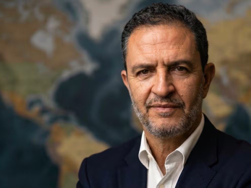 dmarcordoba's tweet photo. Un buen gobierno empieza por llevar a los mejores a conducir los destinos de la Patria. 

Saludos de felicitación para un gran analista y conocedor de la política internacional como lo es @omarbula nuevo Canciller de la República. https://t.co/0Uy2VL9Hud