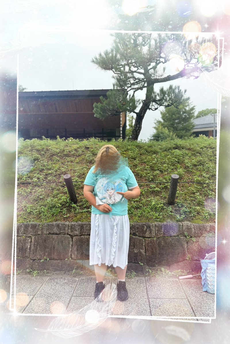 kanon161606's tweet photo. 7.5
すとぷり10th Anniversary 
アリーナツアー in大阪城ホール

アプグレして後ろの方やったけど
しっかり投げちゅーのファンサ貰えたので良き👍⭐️
最初で最後のアリーナツアー最高でした😭👏✨
 #すとぷりアリーナツアー  #すとぷり10周年  #ころんくん https://t.co/mAKzgkjH8E