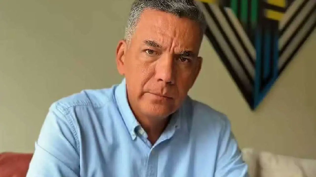 MariaFdaCabal's tweet photo. Celebro los nombramientos del presidente electo @ABDELAESPRIELLA 

- @omarbula en la Cancillería, 20 años de diplomacia real en tres continentes, no cuotas políticas.
- @elsanoguerabaq en Transporte, gestión probada como alcaldesa, gobernadora y ministra.
- @generalmora11 en Defensa, una vida de servicio con honor y disciplina.
- @NicolasGomezMSN como jefe de gabinete, preparación, doctrina y lealtad a las instituciones.

Un gobierno serio se construye escogiendo a los más capaces. Mi saludo de felicitación a todos. 🇨🇴