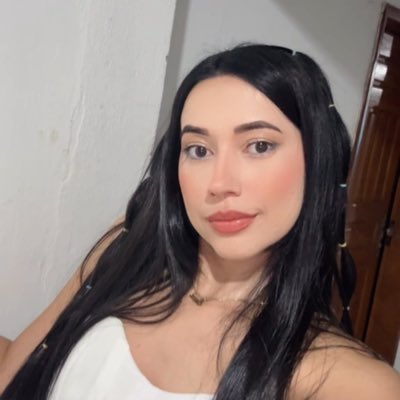 ericacarvalho0's tweet photo. #NovaFotoDePerfil https://t.co/lie0ydtZSm