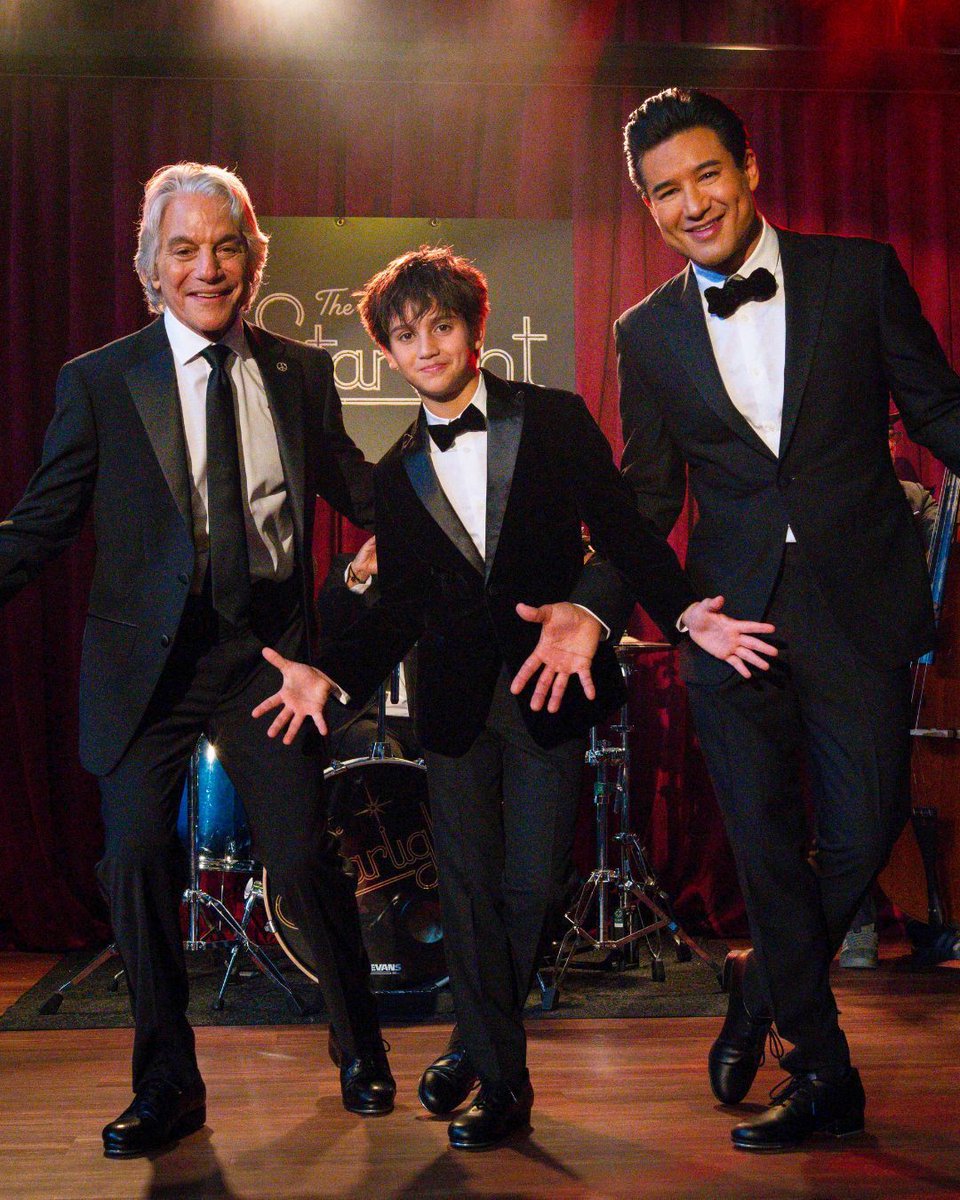 PureFlix's tweet photo. Your first look at 'Christmas at the Starlight' is here!🎄Tony Danza, Mario Lopez, and Dominic Lopez are bringing three generations of heart to Great American Christmas.

The new original premieres this holiday season on Great American Pure Flix, Great American Family and GFam+. https://t.co/ipgKPkUO2Q