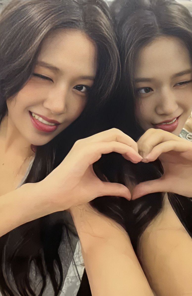 anyujindaily's tweet photo. https://t.co/h1kKL181Pn
