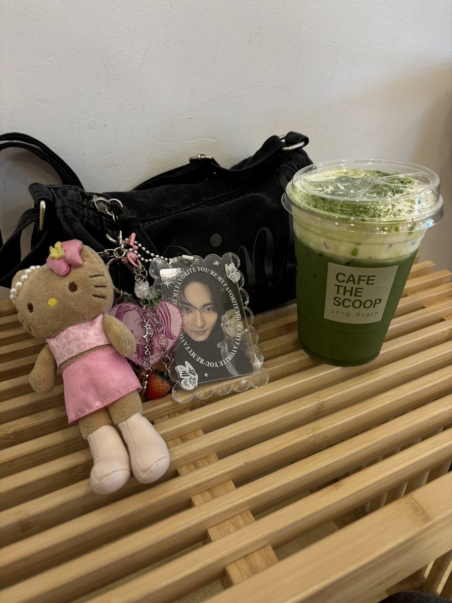 letters4won's tweet photo. is he gonna drink it all !? https://t.co/GSr2vklypl