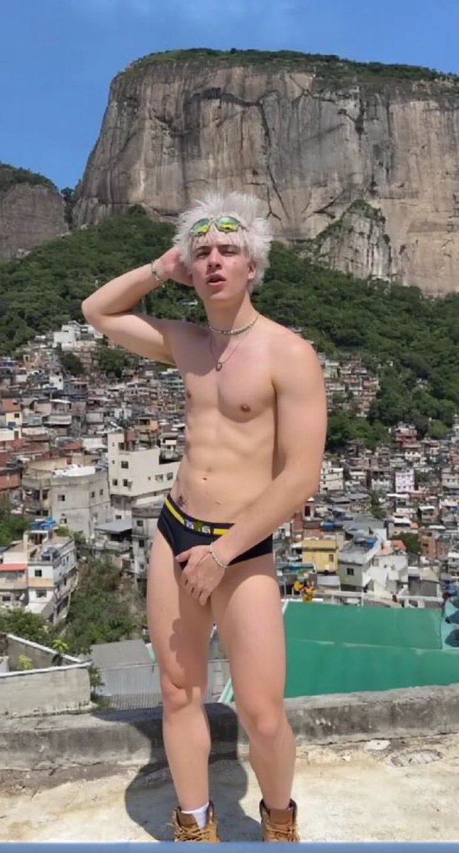 motocarterhater's tweet photo. Apolo Rivera. 🥴🔥 https://t.co/7d4sIH1bAm