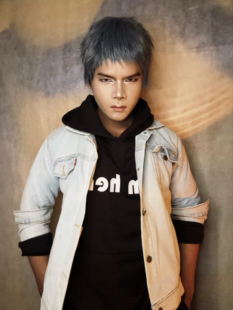 Warruu_'s tweet photo. Trying to Cosplay #lihuan From #hereuare 🥹😭 finally they make it as anime 🤲❤️ @hua_anime_pr https://t.co/FslBFtxNnG