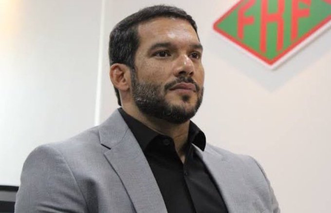 LunaBambam74's tweet photo. #SamirXaud vai deixar a presidência da CBF, diz Band https://t.co/Jrc7KDuylq