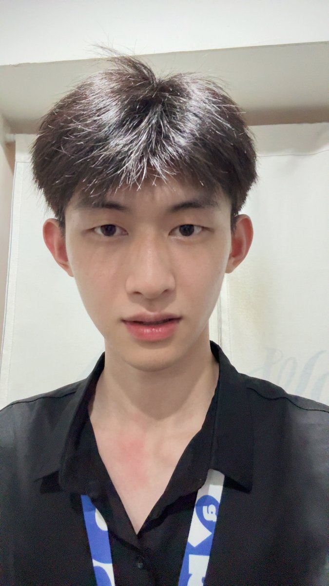 xiwu876's tweet photo. 醉醺醺的 https://t.co/qzjzJyam8C