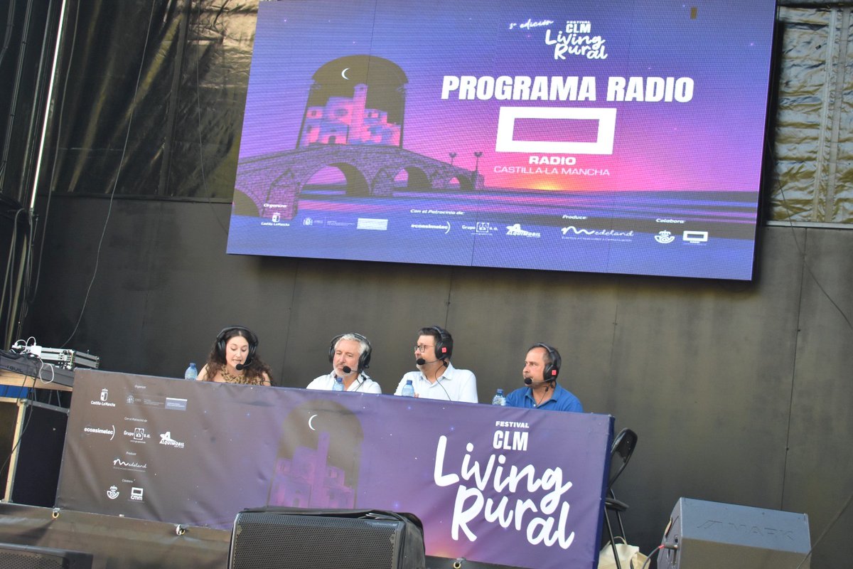 JCCMCuenca's tweet photo. 🎉 ¡Villalba de la Sierra se suma al Festival CLM Living Rural!

📍 Este sábado, 11 de julio, la Plaza del Horno acogerá una nueva cita de este festival que sigue recorriendo la provincia de Cuenca.

¡Te esperamos!

🔗 https://t.co/wf2Wwnp3oZ https://t.co/bcduRh15Bf