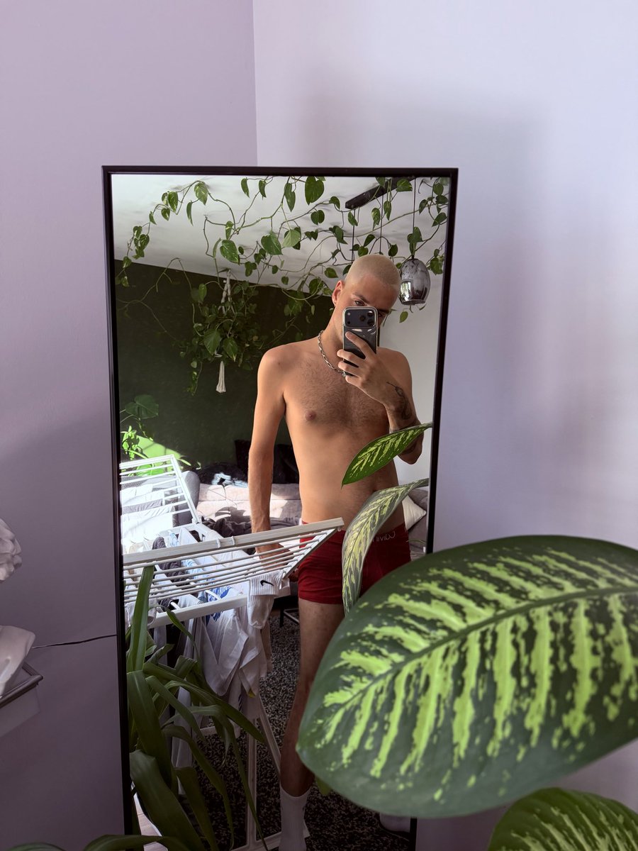 lukemaster97's tweet photo. New hair 🥵💦 https://t.co/lYslydARGx