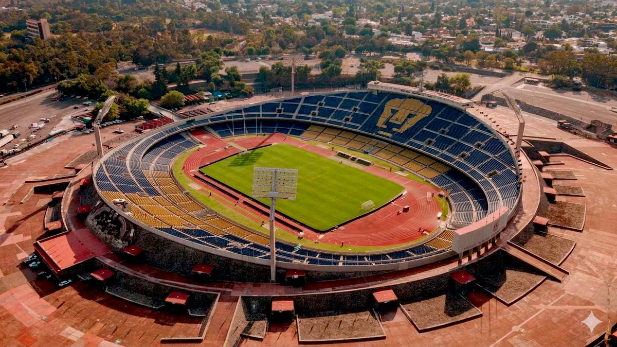 MXESTADIOS's tweet photo. ¿Se imaginan?
Así se vería el Estadio Olímpico Universitario si le colocaran butacas.

*Y antes de que salgan con que "no se puede tocar", ya se ha explicado muchas veces que la UNESCO sí lo permite con un proyecto integral que respete el entorno histórico. https://t.co/A0Y6FG4wol