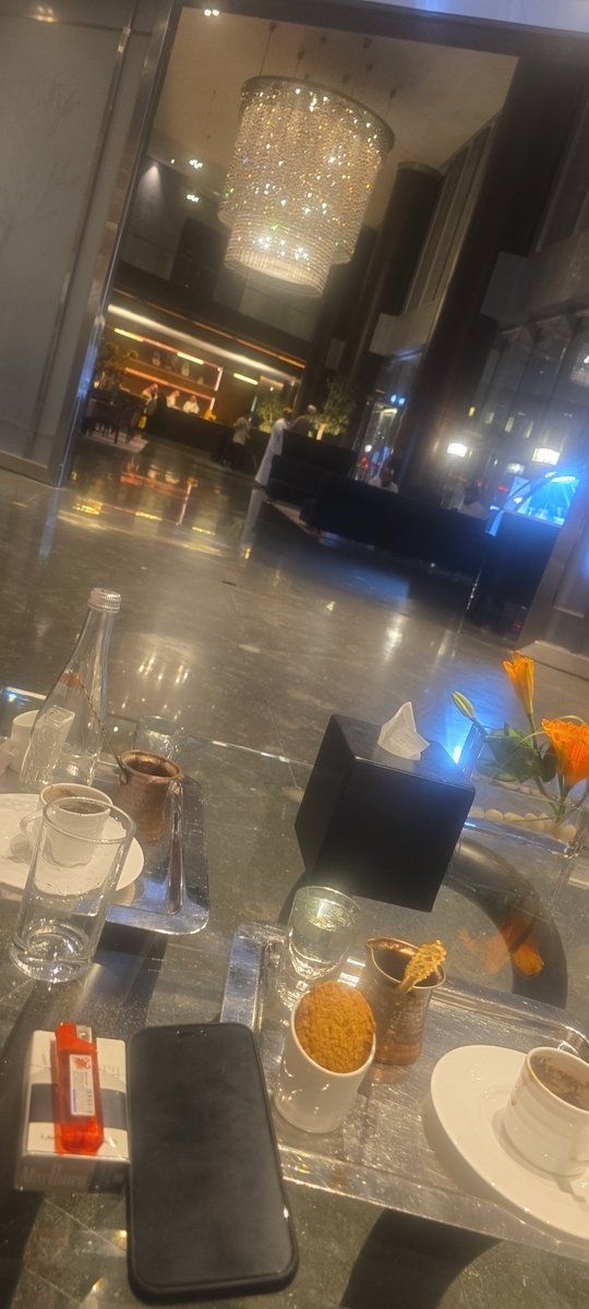 farroosfrs's tweet photo. Riyadh Hilton, Gurtobah https://t.co/6rj0S5byxh
