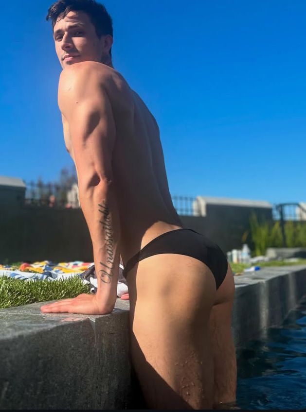 GraysonTriv8n's tweet photo. @HazardGranter Oh yeah ,send me a dm and we can talk properly https://t.co/SmeQdBg5xf