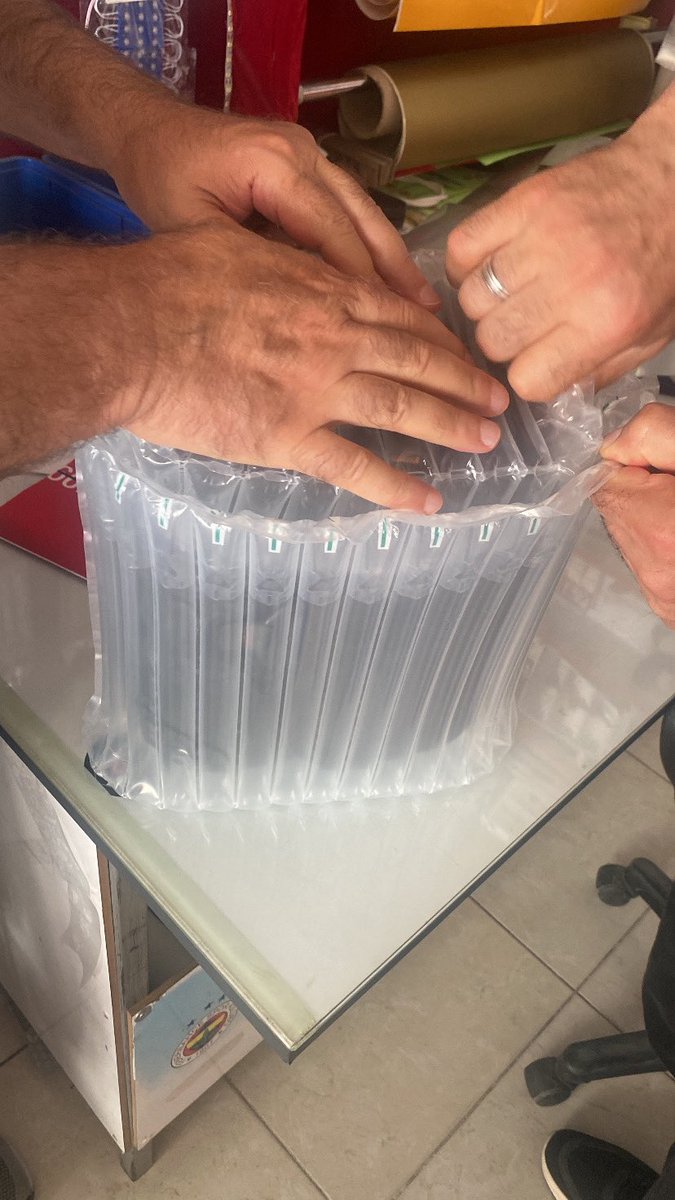 MatadorCrypto's tweet photo. Sayın @YurticiKargo yetkilileri,Ambalajlamasını kendimin yaptığı kargo için neden 120₺ ye yakın ambalaj ücreti aldınız ? 
Elektronik faturaya bakmayacağız nasıl olsa diye mi ? 

@YurticiDestek Tüketici mahkemesi bizibeklrt ! https://t.co/6wjHanM7uY