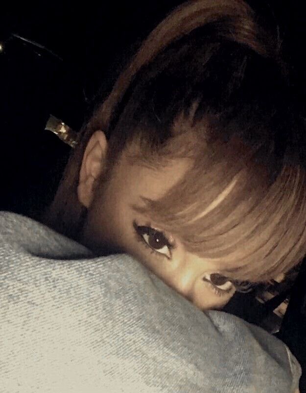 Sweetenergo's tweet photo. @petals4grande Idk why but I’m in love with this pic https://t.co/iuY6wLNlIM