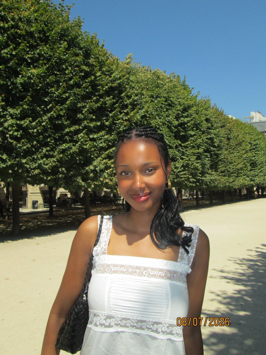itsnajswrld's tweet photo. I was in Cocteau Allée and nobody knew you https://t.co/n1SpFxUxJ1