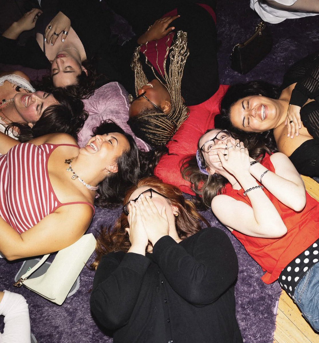 barrelofhay's tweet photo. ME AND MY FRIENDS ON GAHQ YAYAYYAYAYAYAY 💕💓💞💖🫧✨🤸💘🥹💝 https://t.co/ouhvErIrIK