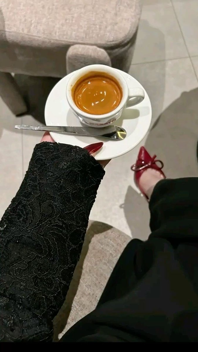 J1rr_'s tweet photo. ِ           -مِثل حِكايات الخيّال ،
                 لكِن أنا حقيّقةّ
‌        ❣️❣️❣️❣️❣️❣️❣️ https://t.co/o1kC6Odan2