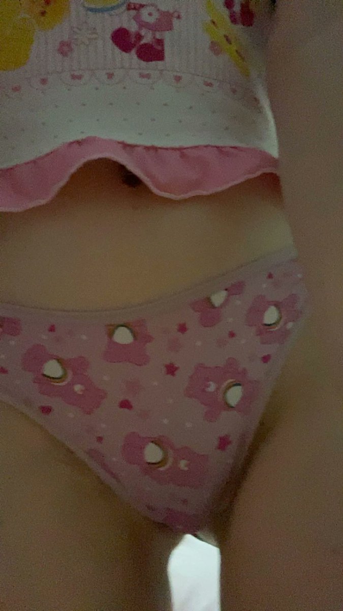 LauraIstHorny18's tweet photo. Schönen Abend euch 🙈❤️ https://t.co/3Rw0T6tp9m
