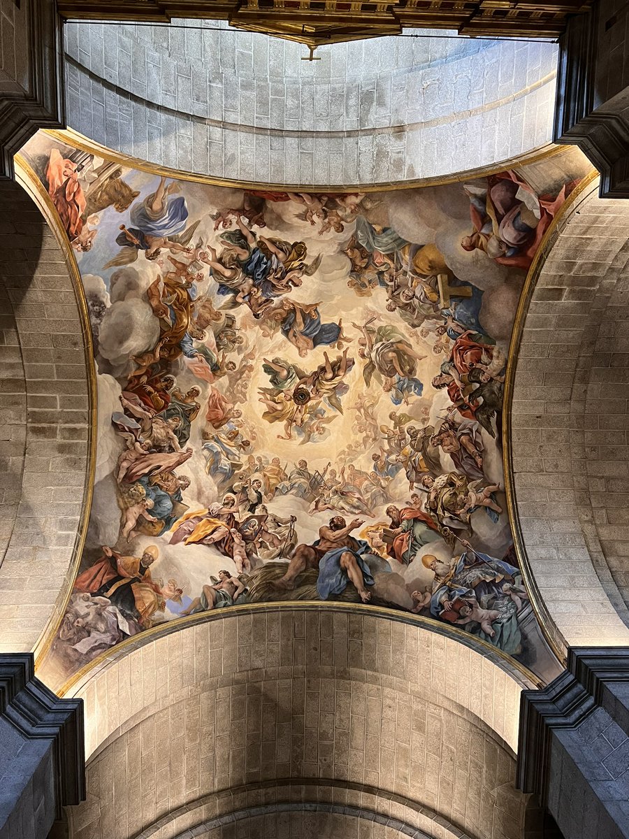 javiermprz's tweet photo. Siempre hay que volver a El Escorial :) https://t.co/nrkgN6s5KK