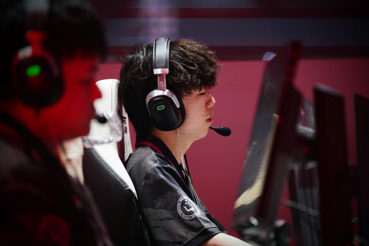 esports_REJECT's tweet photo. One last match today. 
Let's do this. 🔥

#EWC26 #RCWIN https://t.co/TUjXfqzhIG