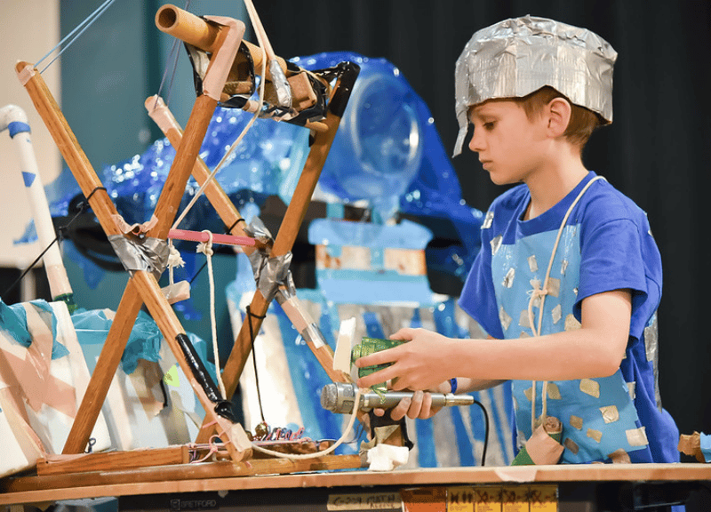 IDODI's tweet photo. Child centered learning is at the core of the DI and Montessori experience.  That's why we're STAR endorsed by Montessori Global.  Check out this article to learn more (a free login and a couple clicks required, but it's worth it!) https://t.co/g4WwtoPZHE https://t.co/mrcFU3DIIW