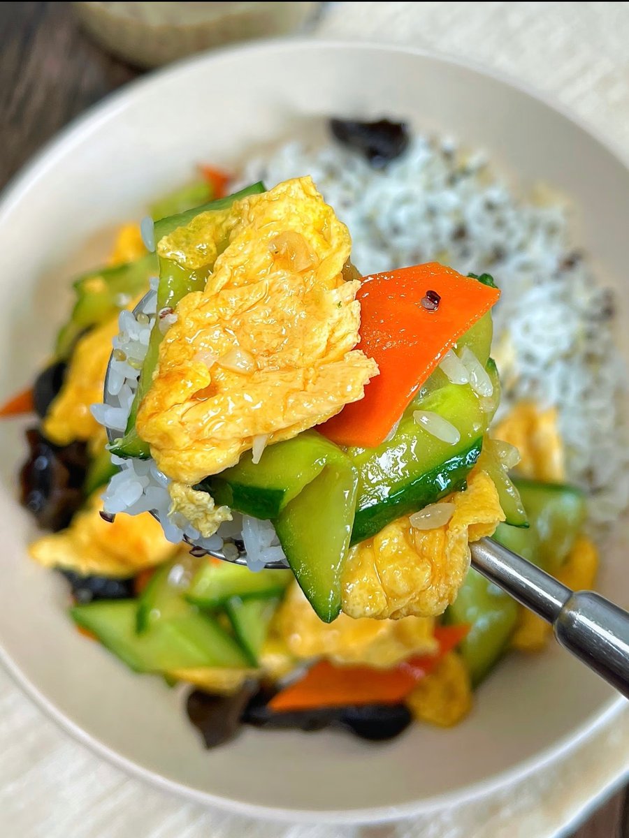 diedunjaklass's tweet photo. Stock up on fresh organic veggies, free-range eggs u0026 whole-grain pasta this weekend! Your weekly healthy meal prep starts here https://t.co/9aVPGHWDqB