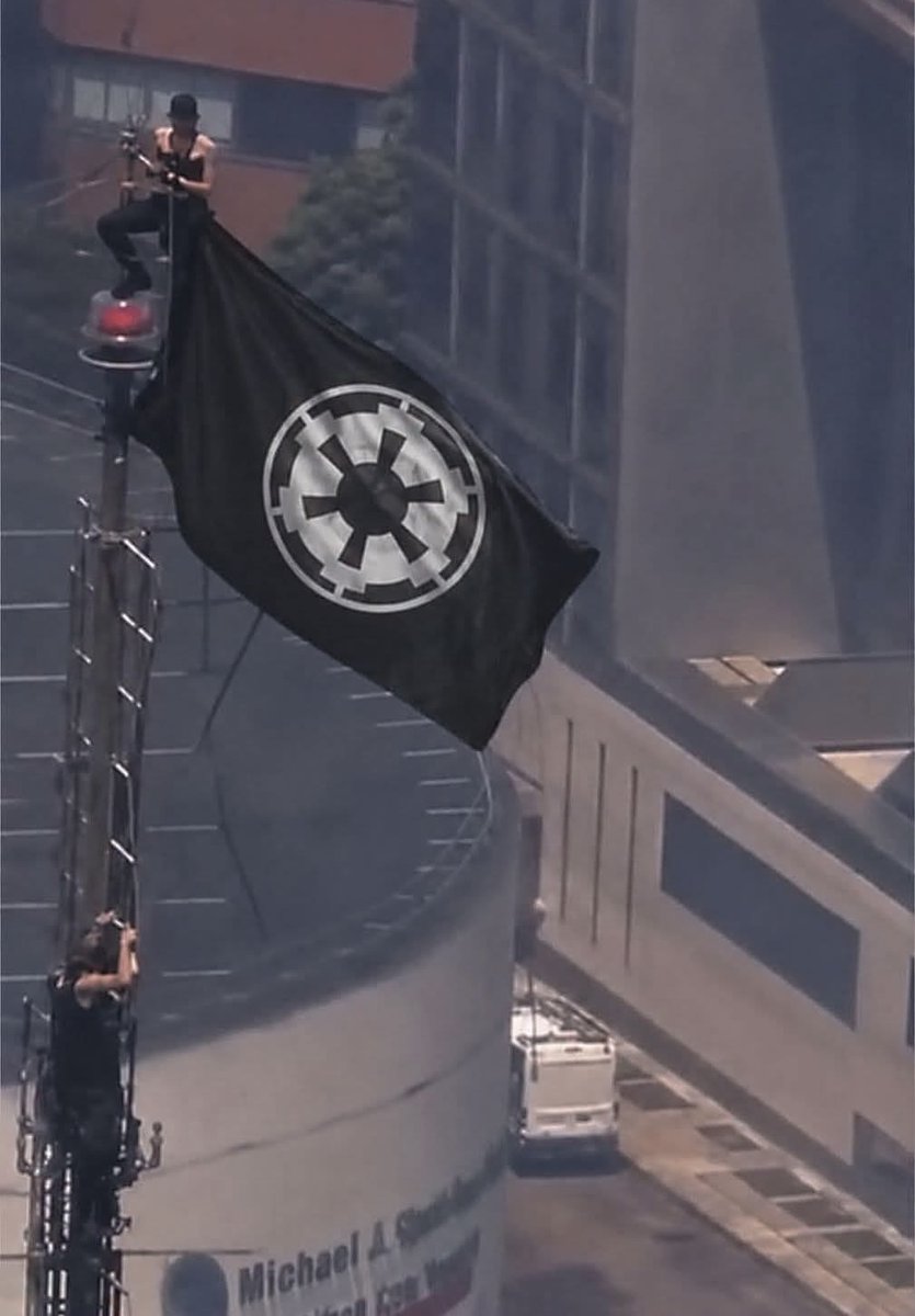SWCultureLive's tweet photo. Long live the Empire! https://t.co/pMnXniaPEe