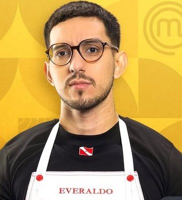 taldobixin's tweet photo. não acredito que esse lixoso eliminou a Larissa,espero que a diva volte na repescagem 😞 https://t.co/p6KuXQlT52