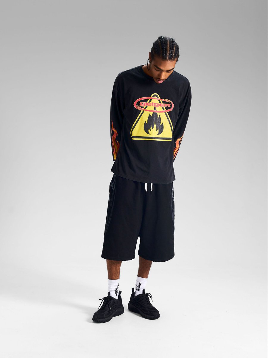 JohnGeiger_'s tweet photo. New Tees : https://t.co/oM42Qyny4R https://t.co/nXKv82BHqI