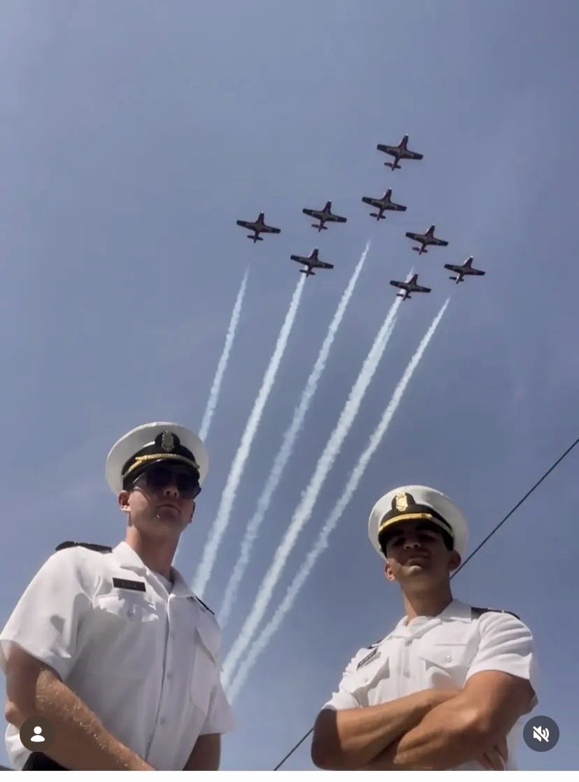 maryannt1534's tweet photo. So proud of my great nephew and absolutely love the pictures from his ship during Sail250! #EmpireState https://t.co/Ctb7ectRux
