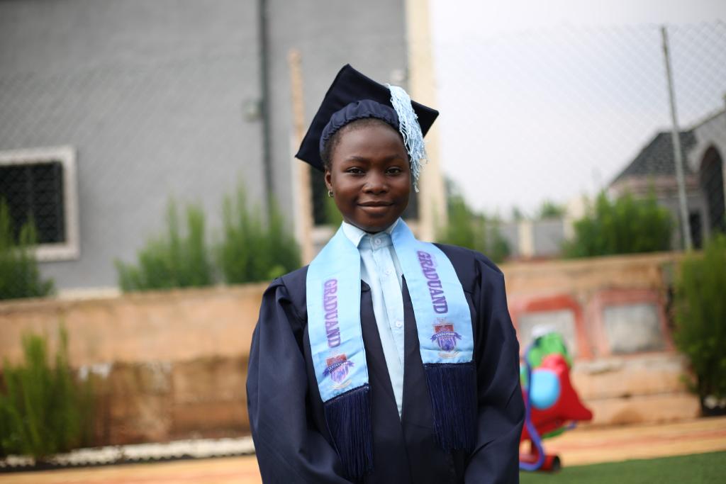 EmekaAgu_'s tweet photo. Graduating Pupils of Lebarty American Leadership Academy, Benin City.

Photographed by ÃGÜ 📸❤️‍🔥. https://t.co/d5r1Bj68mS