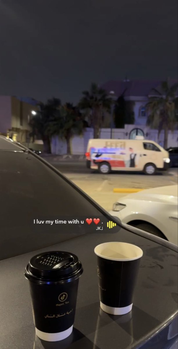 _Miisha_'s tweet photo. أسابق عقارب ساعتك قبل موعدنا🎼 https://t.co/867o797YBt