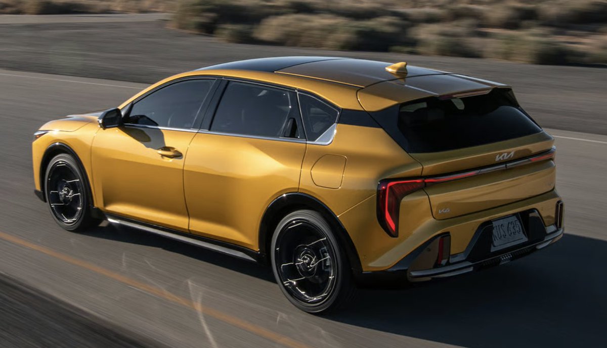 FAKiaGreer's tweet photo. ☀️ A new month calls for new adventures! Whether you're commuting, road-tripping, or simply enjoying the drive, a Kia is ready to take you wherever July leads. Explore our latest Kia inventory and find your perfect match: https://t.co/tQ5axWLs9y

#HelloJuly #Kia #NewInventory https://t.co/XbCMYCkM0M