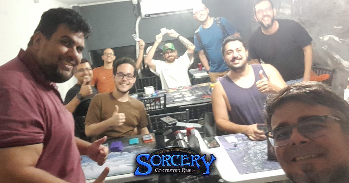 SorceryTCG's tweet photo. Every great community starts somewhere!

Today, we’re giving a shoutout to the incredible Sorcery community at Geekshop Brasil in Recife, Brazil!

What began with a handful of passionate Sorcerers has grown into a thriving weekly gathering, with players coming together to battle, trade stories, and welcome new faces into the Realm. 

Thank you to everyone at Geekshop Brasil for helping grow the game one match, one friendship, and one community at a time.

🇧🇷 If you’re in the Recife area, stop by a weekly event and join the adventure! 

#sorcerytcg #brazil