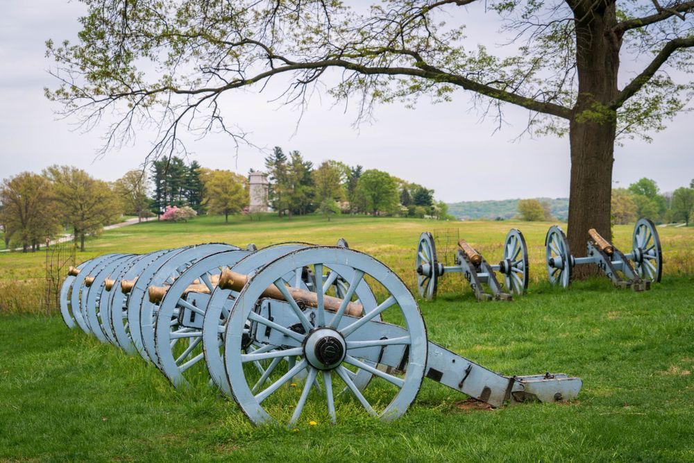 PaSenateDems's tweet photo. Pennsylvania's connection to the American Revolution is more than just Philadelphia.

Check out these spots for America's 250th Birthday:
🏛️ Valley Forge National Historic Park
🚣‍♂️ Washington Crossing State Park
📜 Brandywine Battlefield Park 
🏛️ Paoli Battlefield

#America250PA https://t.co/VAmQAcb0SD