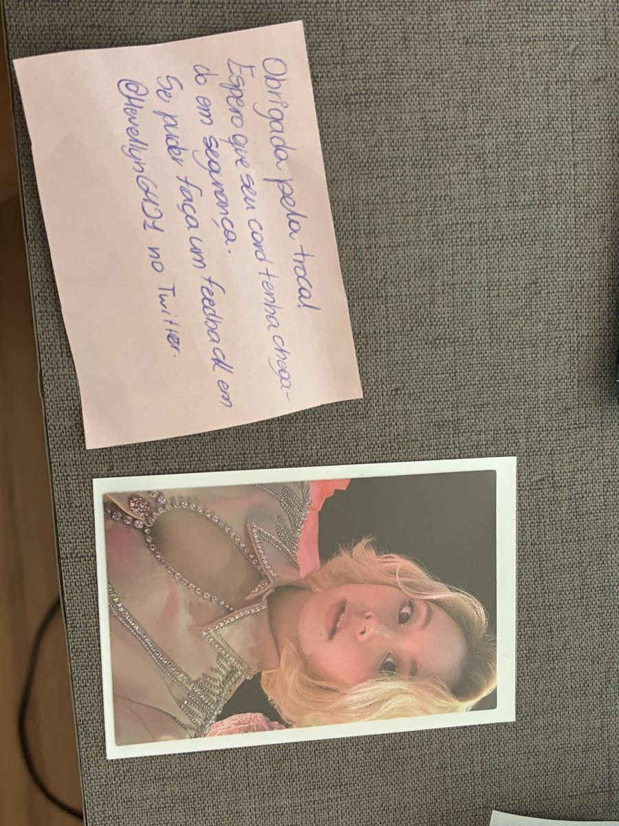 chaesunjik's tweet photo. Feedback positivo para a @hevellyn6421 que trocou uma jihyo por essa chae lindica maravilhosa, foi uma atenciosa do começo ao fim e os cards chegaram bem juntos KKKKKK! muito obrigado pela troca 🤎🥹 https://t.co/bospgh8pQc